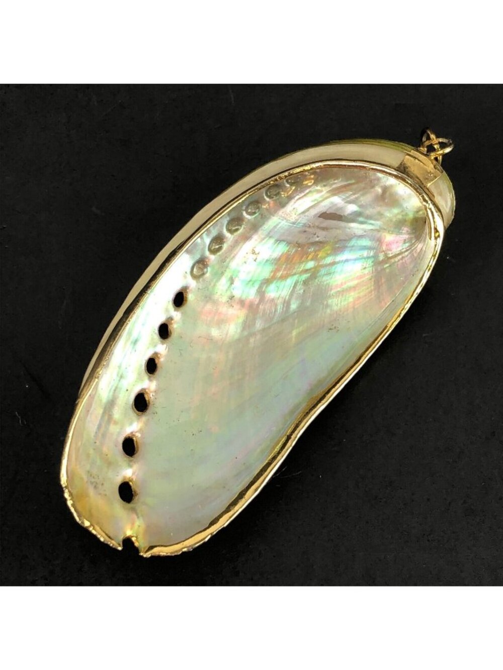 Shell Pendant Mother of Pearl Green Gilded
